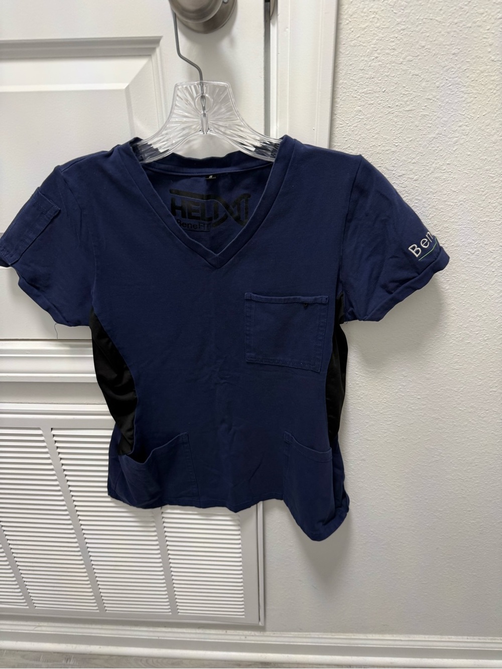 Benefit Scurbs Navy V-Neck Women's Top with Utility Pockets